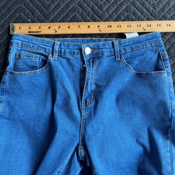 Shein Flare Jeans Womens Large 8/10 Embroidered Floral Boho Bohemian Cottagecore - Picture 8 of 12